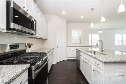 1043 Winnett Drive, Waxhaw, NC 28173 - Photo 2