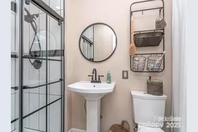 8715 Parkchester Drive, Charlotte, NC 28277 - Photo 14