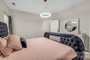 8622 Woodhill Manor Ct, Charlotte, NC 28215 - Photo 12