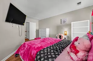 8622 Woodhill Manor Ct, Charlotte, NC 28215 - Photo 26