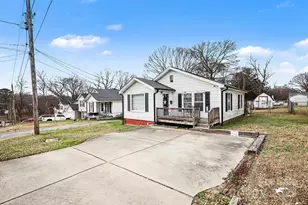 1616 E Cole St, Gastonia, NC 28054 - Photo 2