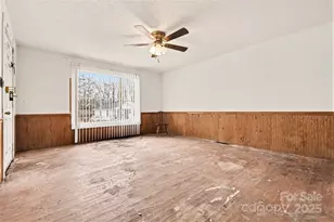 1616 E Cole St, Gastonia, NC 28054 - Photo 4