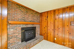 1220 Regehr Ave, Charlotte, NC 28214 - Photo 6