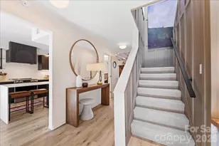 5801 Sharon Rd, Charlotte, NC 28210 - Photo 4