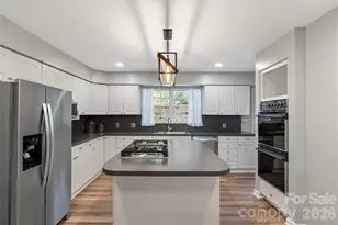 177 Country Rd, Brevard, NC 28712 - Photo 10