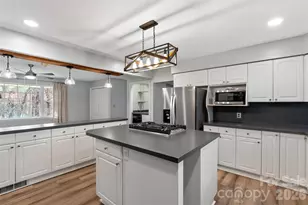 177 Country Rd, Brevard, NC 28712 - Photo 10