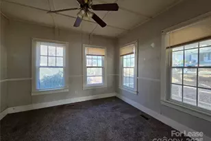 405 S Yates St, Gastonia, NC 28052 - Photo 4