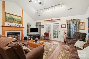 185 Fairfield Ln, Salisbury, NC 28146 - Photo 4