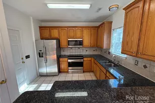 9920 Forest Run Ln, Charlotte, NC 28277 - Photo 10