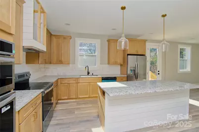 3905 Plainview Road, Charlotte, NC 28208 - Photo 16