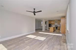 3905 Plainview Rd, Charlotte, NC 28208 - Photo 18