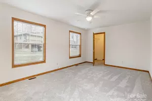 65 Philips Ct, Fletcher, NC 28732 - Photo 10