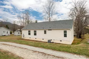 65 Philips Ct, Fletcher, NC 28732 - Photo 18