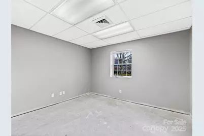 800 Beverly Hanks Center, Hendersonville, NC 28792 - Photo 10