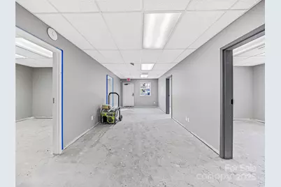 800 Beverly Hanks Center, Hendersonville, NC 28792 - Photo 8