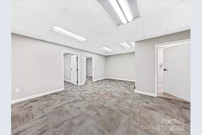 800 Beverly Hanks Center, Hendersonville, NC 28792 - Photo 20