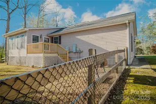 159 W Sweetbriar Ln, Etowah, NC 28729 - Photo 10
