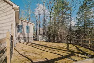 159 W Sweetbriar Ln, Etowah, NC 28729 - Photo 8