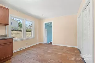 1320 Kings Cir, Shelby, NC 28150 - Photo 8