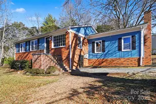 1320 Kings Cir, Shelby, NC 28150 - Photo 4