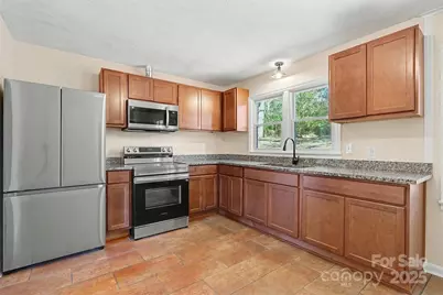 1320 Kings Circle, Shelby, NC 28150 - Photo 12