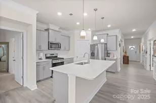 106 S Shayna Rd, Troutman, NC 28166 - Photo 6