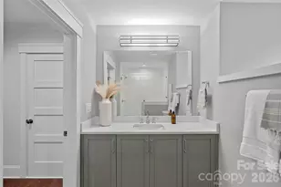 709 N Main St, Davidson, NC 28036 - Photo 40