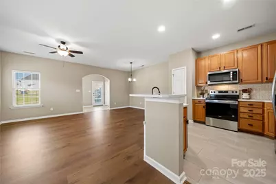 17525 Caldwell Track Drive, Cornelius, NC 28031 - Photo 10