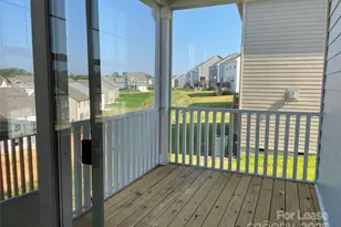 17618 Snug Harbor Rd, Charlotte, NC 28278 - Photo 24