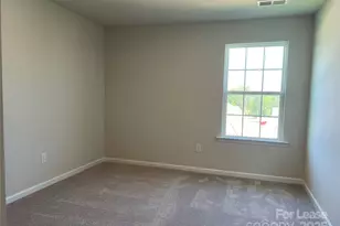 17618 Snug Harbor Rd, Charlotte, NC 28278 - Photo 12