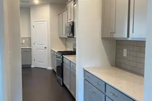 17618 Snug Harbor Rd, Charlotte, NC 28278 - Photo 6