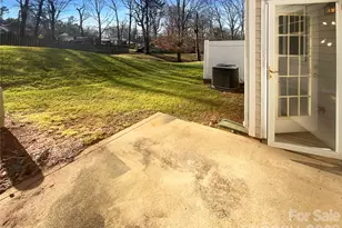 257 Doughton Ln, Charlotte, NC 28217 - Photo 20