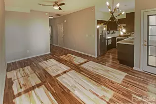 257 Doughton Ln, Charlotte, NC 28217 - Photo 4