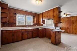 309 Green St, Lincolnton, NC 28092 - Photo 18