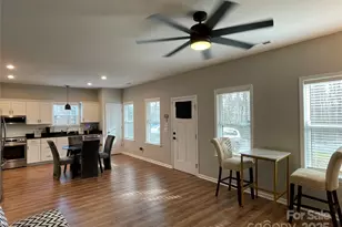 203 Payne St, Mount Holly, NC 28120 - Photo 10