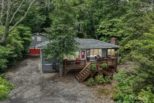 416 S Cherokee Ave, Black Mountain, NC 28711 - Photo 1