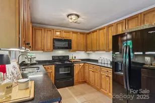 416 S Cherokee Ave, Black Mountain, NC 28711 - Photo 14