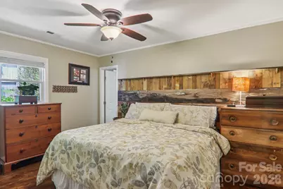 416 S Cherokee Avenue, Black Mountain, NC 28711 - Photo 18