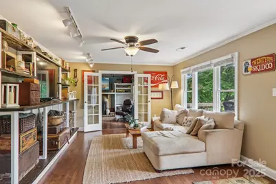 416 S Cherokee Avenue, Black Mountain, NC 28711 - Photo 8