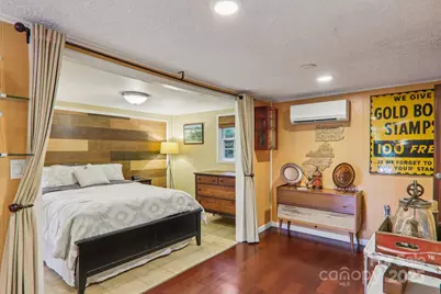 416 S Cherokee Avenue, Black Mountain, NC 28711 - Photo 32