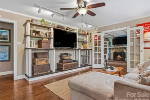416 S Cherokee Ave, Black Mountain, NC 28711 - Photo 8