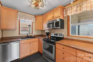 82 Zeb Brendle Rd, Bryson City, NC 28713 - Photo 6