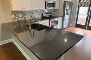 31 Myrtle St, Belmont, NC 28012 - Photo 4