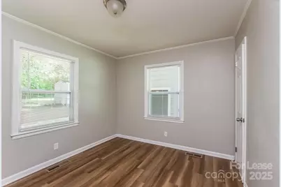 815 Wilbrown Circle, Charlotte, NC 28217 - Photo 10