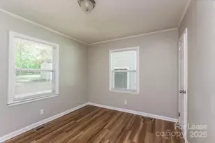 815 Wilbrown Cir, Charlotte, NC 28217 - Photo 10