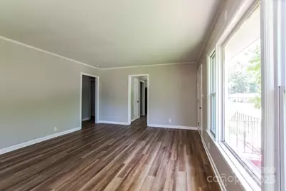 815 Wilbrown Circle, Charlotte, NC 28217 - Photo 2