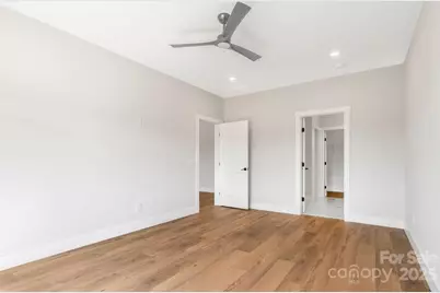 697 S Grove Street, Lincolnton, NC 28092 - Photo 18