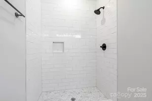 697 S Grove St, Lincolnton, NC 28092 - Photo 20