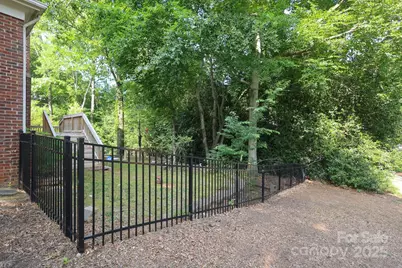 9900 Colvard Circle, Charlotte, NC 28269 - Photo 40