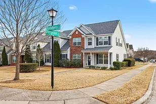 9902 Portaferry St, Charlotte, NC 28213 - Photo 2